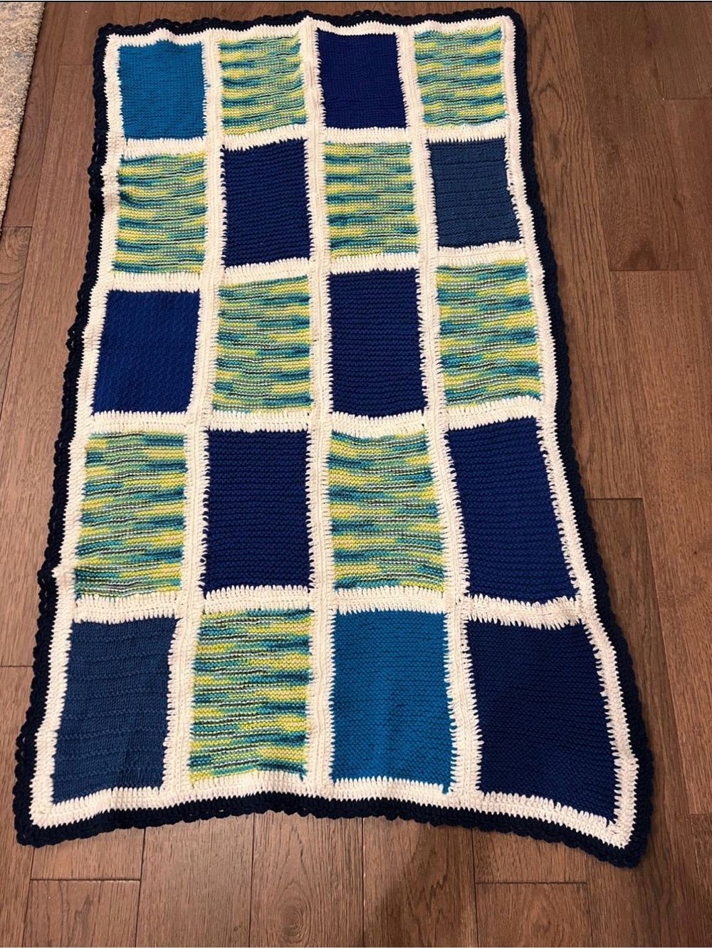 Handmade throw afghan 34 x 61